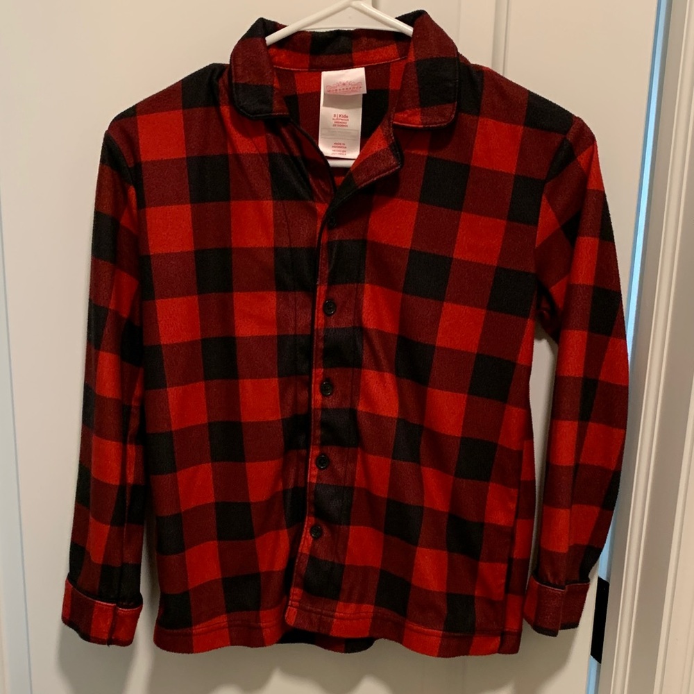 Wondershop Kids Red and Black Plaid Button Down Shirt. Size: 8